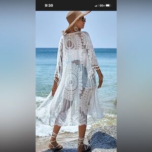 A Diva white  Lace Kimono swim suit cover front tie floral beach vacation